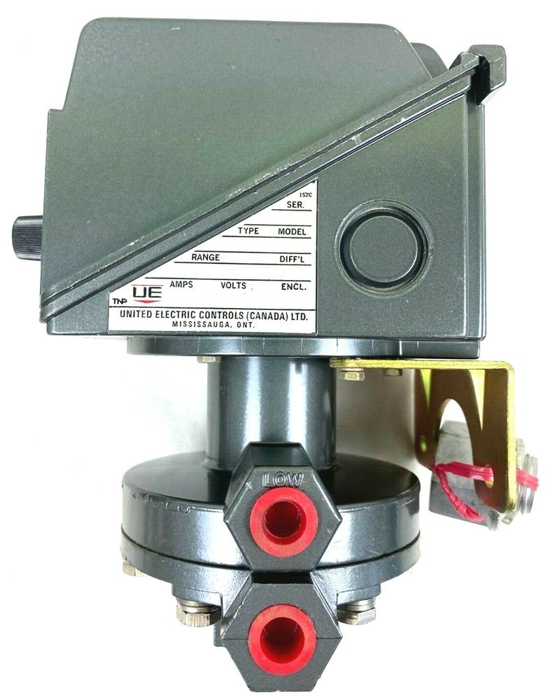 United Electric Controls Pressure Switch | M-22564 | Model 457D | Pre-Owned