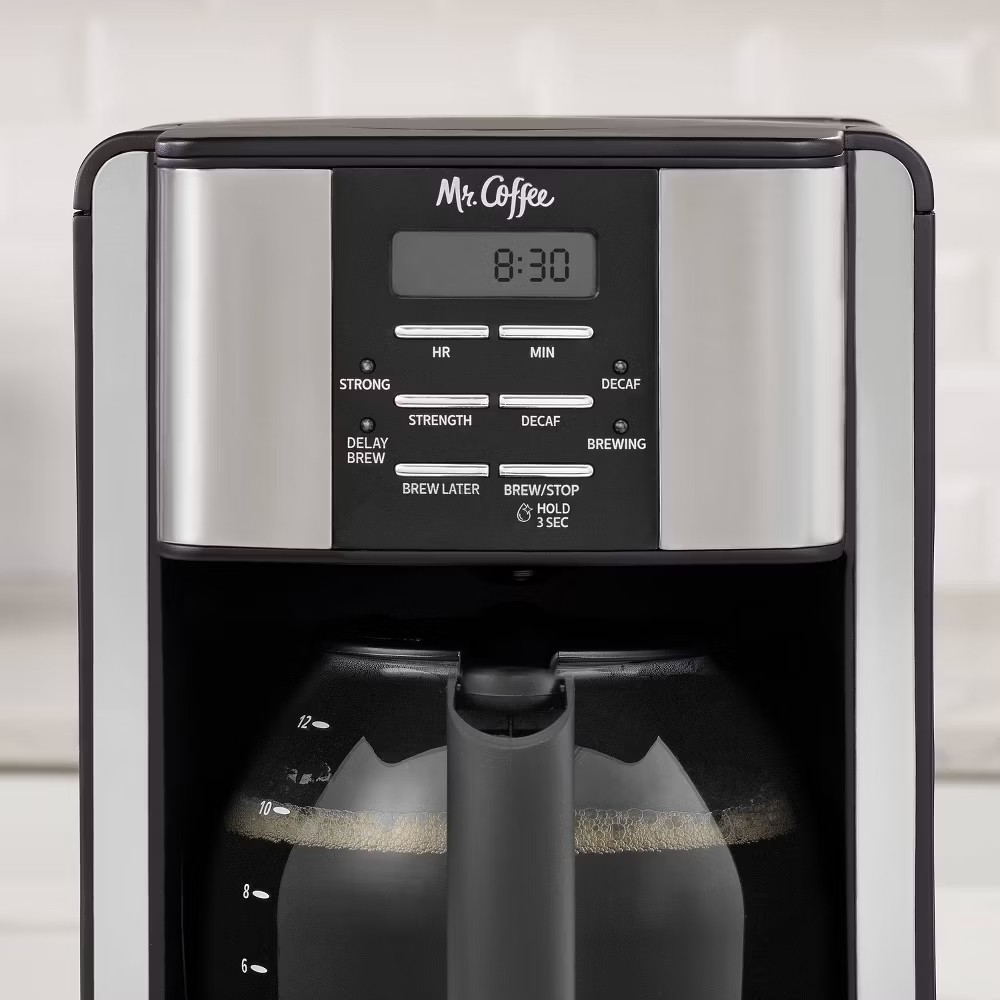 Mr. Coffee 60 oz Programmable Black 12-Cup Programable Maker Black/Stainless