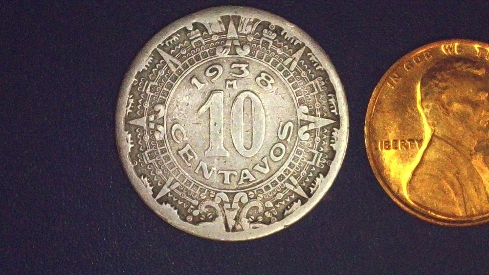 1938  Mexico 10 Centavos Coin = Nice