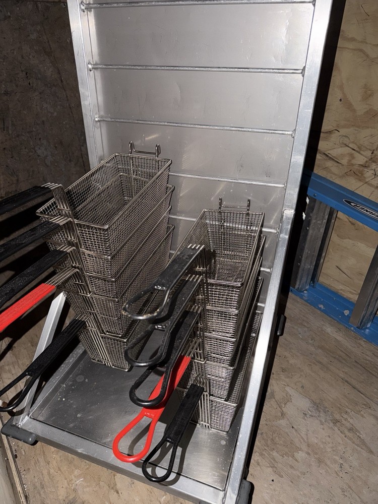 Fryer basket rack W 10 Basket