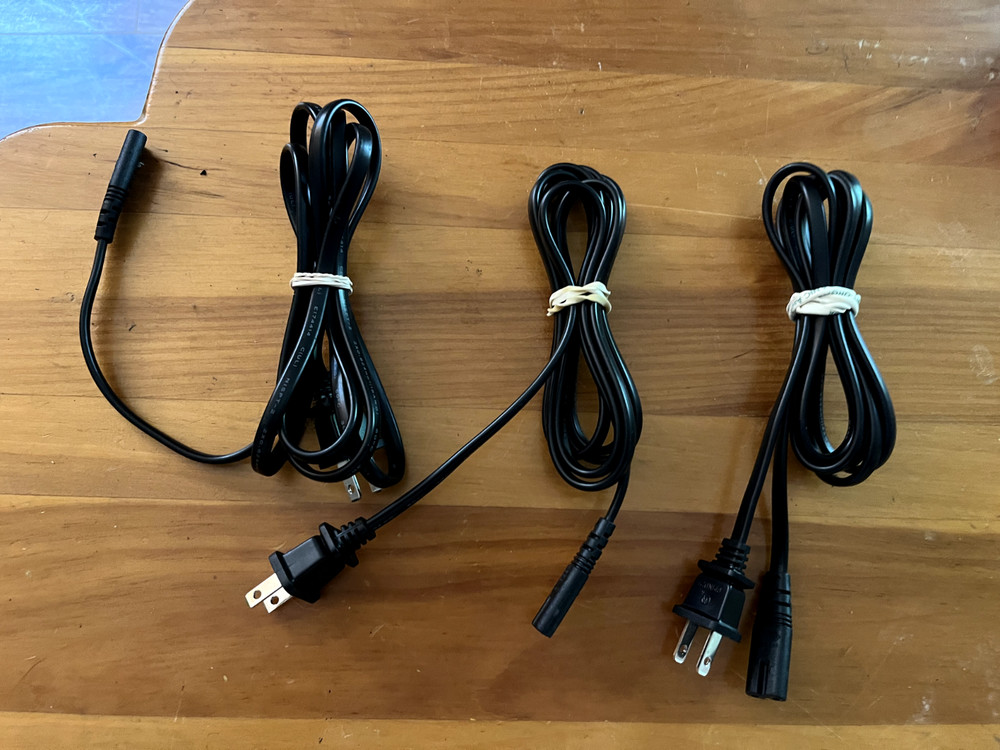 Accula Dock - Used, great condition, have 8 to sell