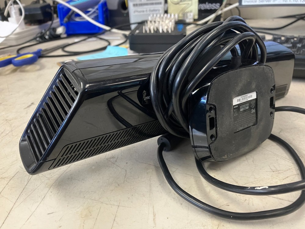 Microsoft Xbox 360 Black Kinect Sensor Bar with Power Supply