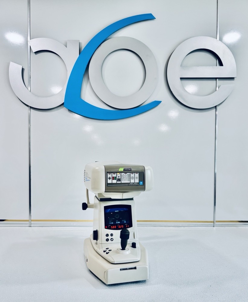 NIDEK ARK-760A AUTO REF/KERATOMETER