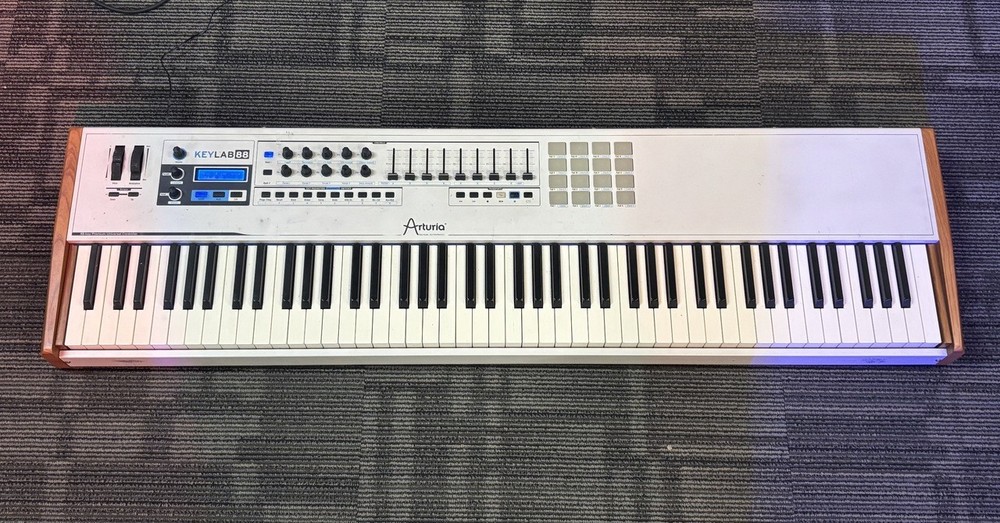 Arturia Keylab 88 Midi Controller