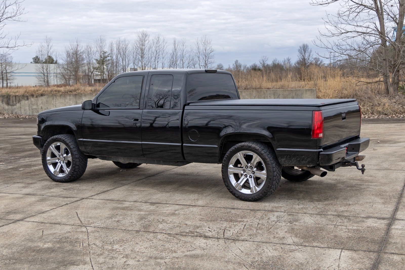 Rough Country Soft Roll-Up Bed Cover for 88-06 Chevy/GMC 1500 | 6'7" - 42288650