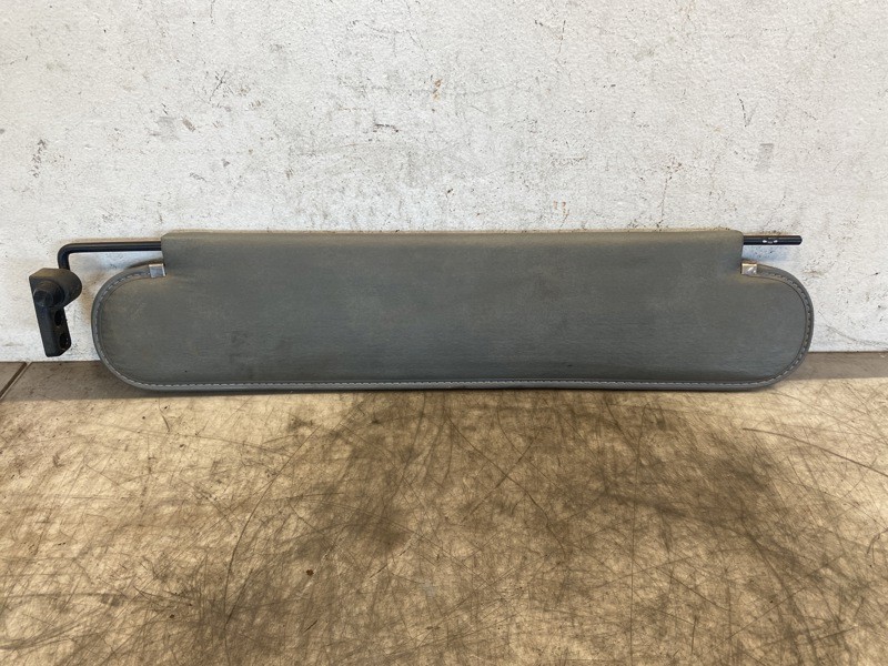 2000 Kenworth T800 Visor (654-10828)