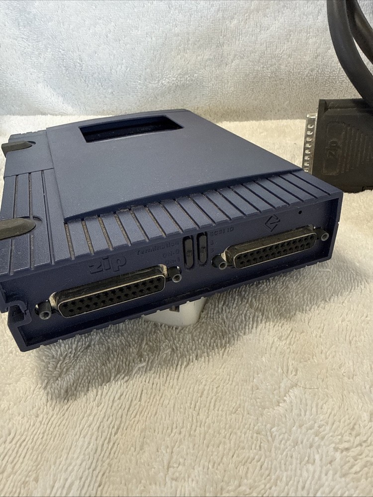 Has Power - Iomega Zip 100 External Parallel Drive – Untested / As‑Is