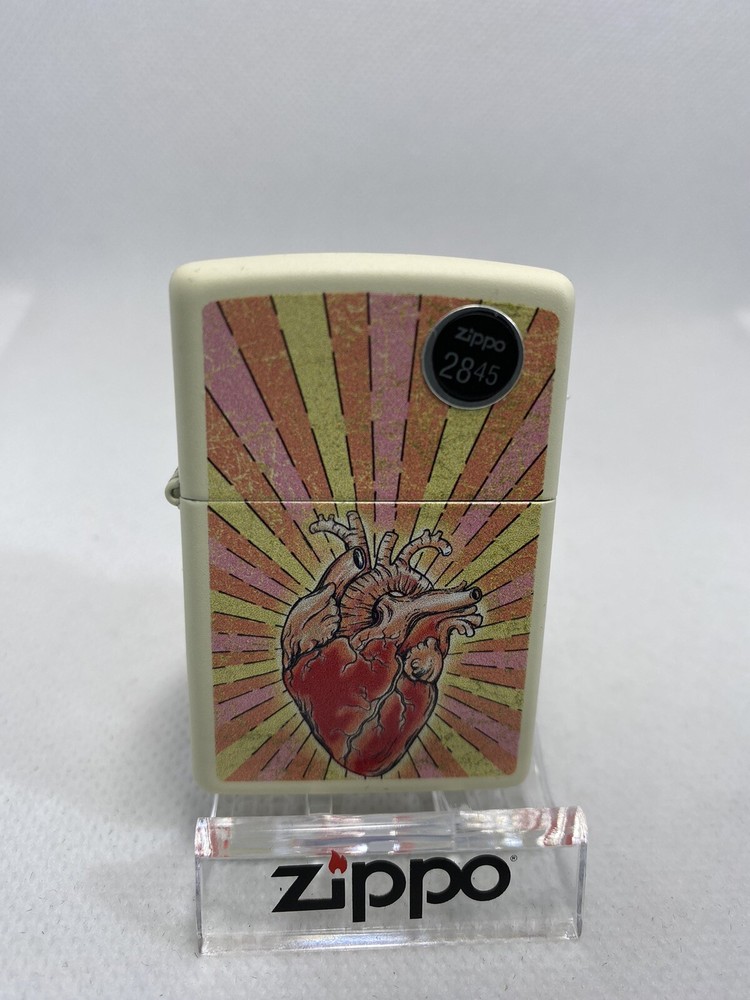 Zippo Heart on a Cream Matte Lighter