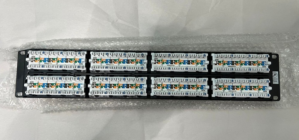 Signamax 48458MDX-C5E, 48 port cat 5e patch panel,