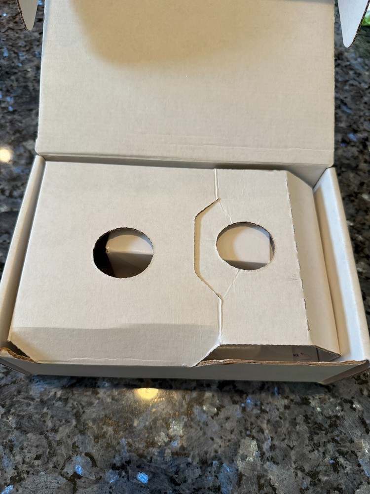 SkyCaddie SG4 Golf GPS Rangefinder – Version 2.0 Enhanced Software w/ Box