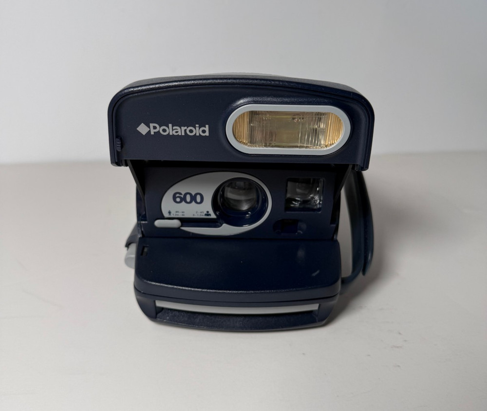 Original Vintage Polaroid 600 Instant Camera Navy Blue - UNTESTED