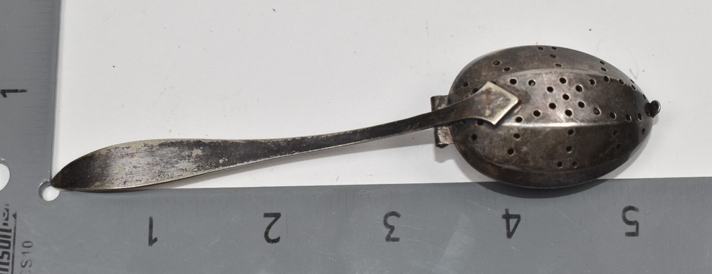 Vintage Hinged Tea Infuser Loose Leaf Strainer Spoon