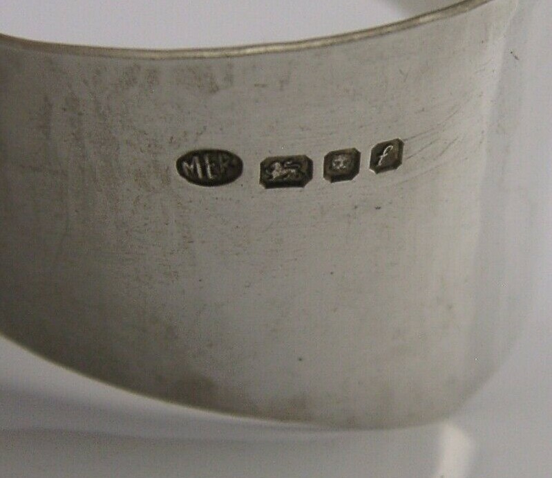 BEAUTIFUL SOLID STERLING SILVER HAND MADE NAPKIN RING 1961 MARGARETTE ROUND