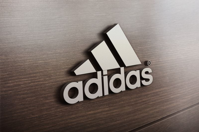 3D Metal Logo design over Wood
