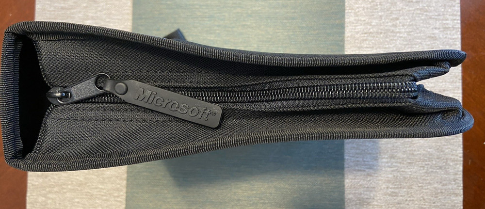 Microsoft MSDN CD DVD Carrying Case Wallet Black Blue Developer Tech Collectible