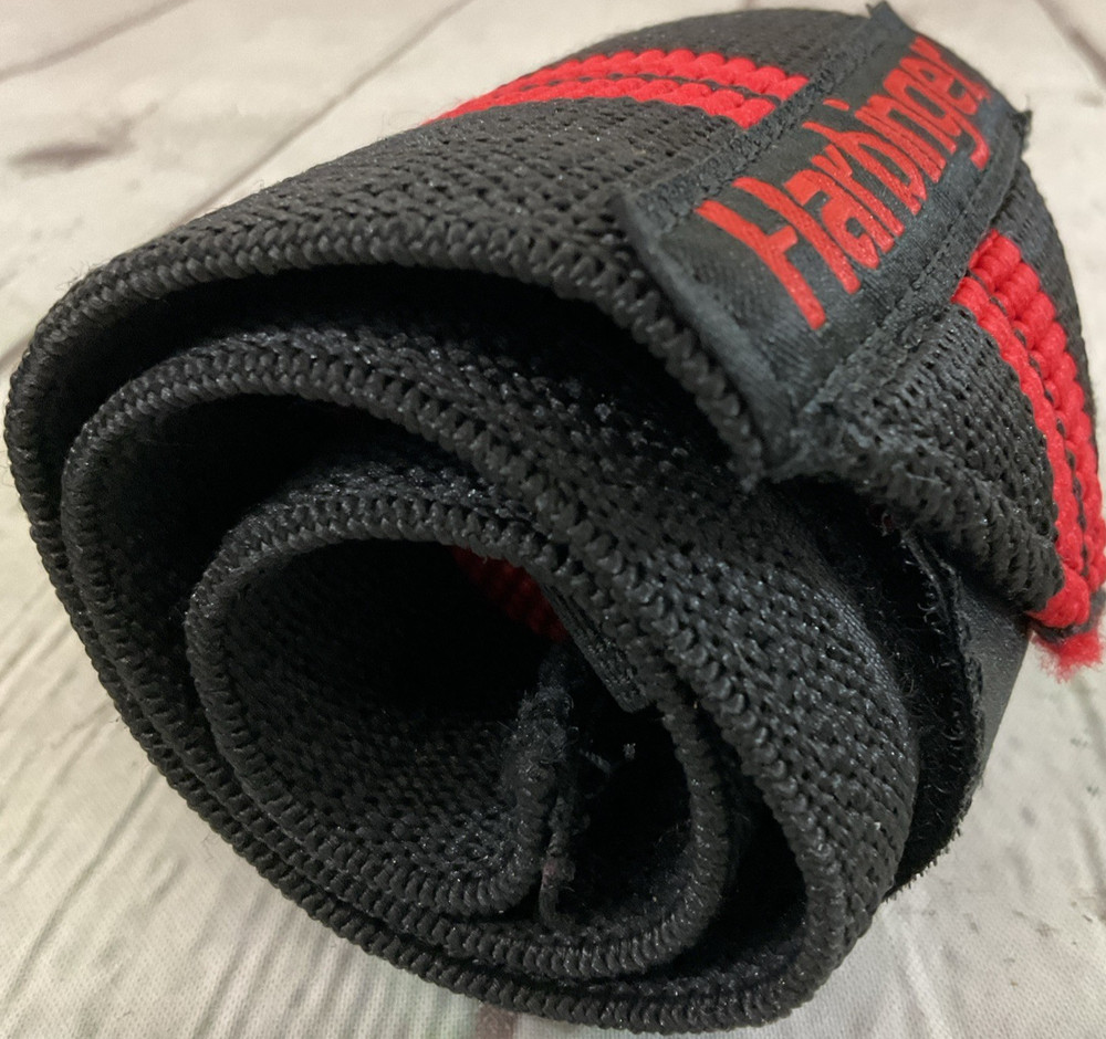 Harbinger Single Red Line Weightlifting Wrist Wrap Thumb Loop Fully Adjustable
