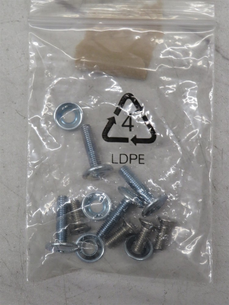 NEW APC Rack Mounting Bracket Set 0M-77578