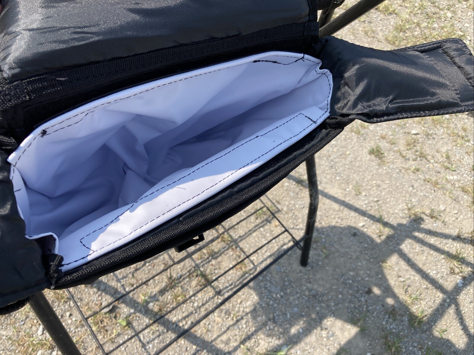 Insulated black nylon, 600D, Western horse gear saddle bags w/multiple pockets