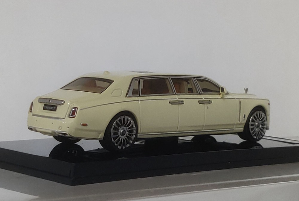 MANSORY PHANTOM 1/64 Rolls-Royce Mansory Phantom Car White