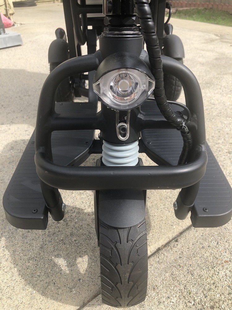 Motorized Wheelchair / NOTE : Missing charging Cable