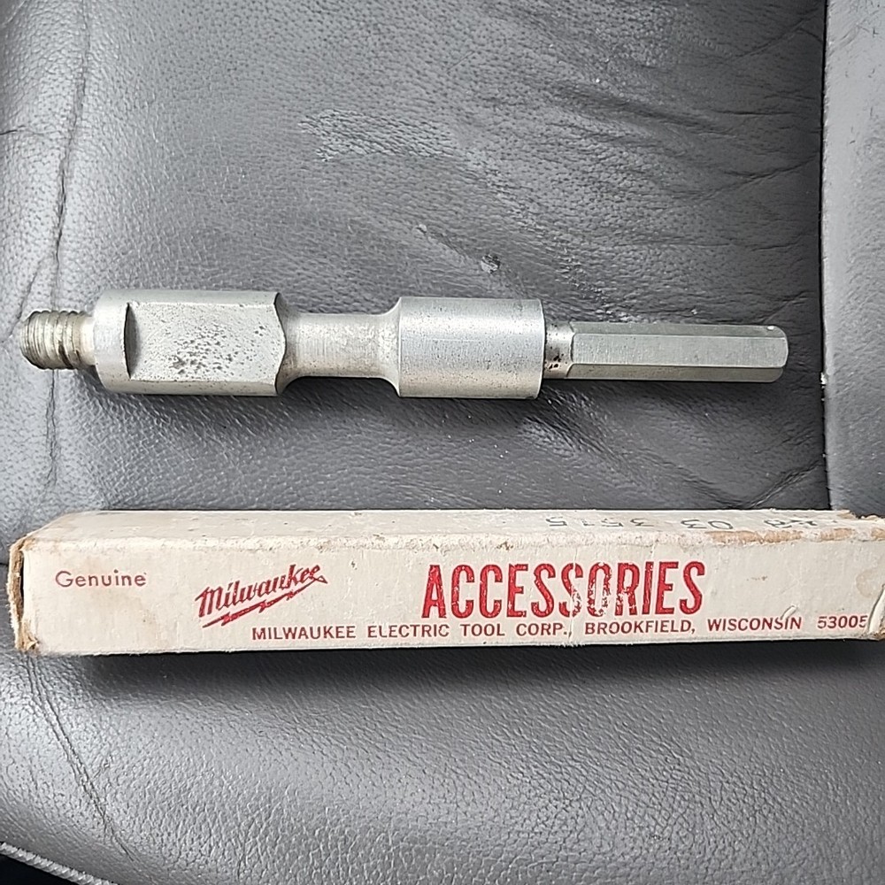 Milwaukee 48-03-3515 Core Bit Adapter 7/16" Hex 1/2" post
