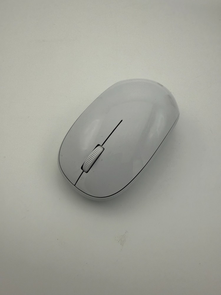 Incase - Bluetooth Mouse Designed by Microsoft - Wireless - Glacier