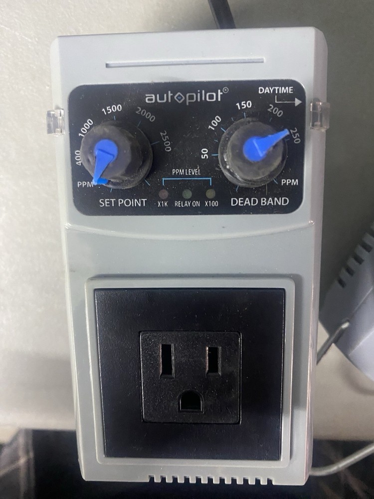 Auto Pilot Analog Co2 Controller With 15’ Remote