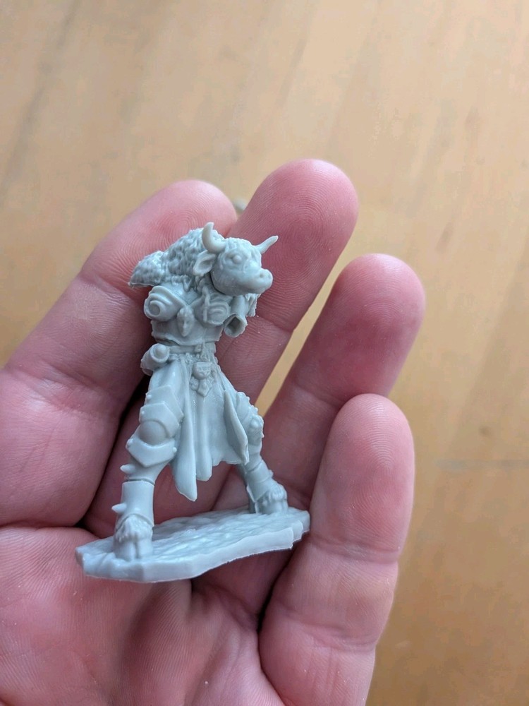Reaper Bones 4 Female Minotaur