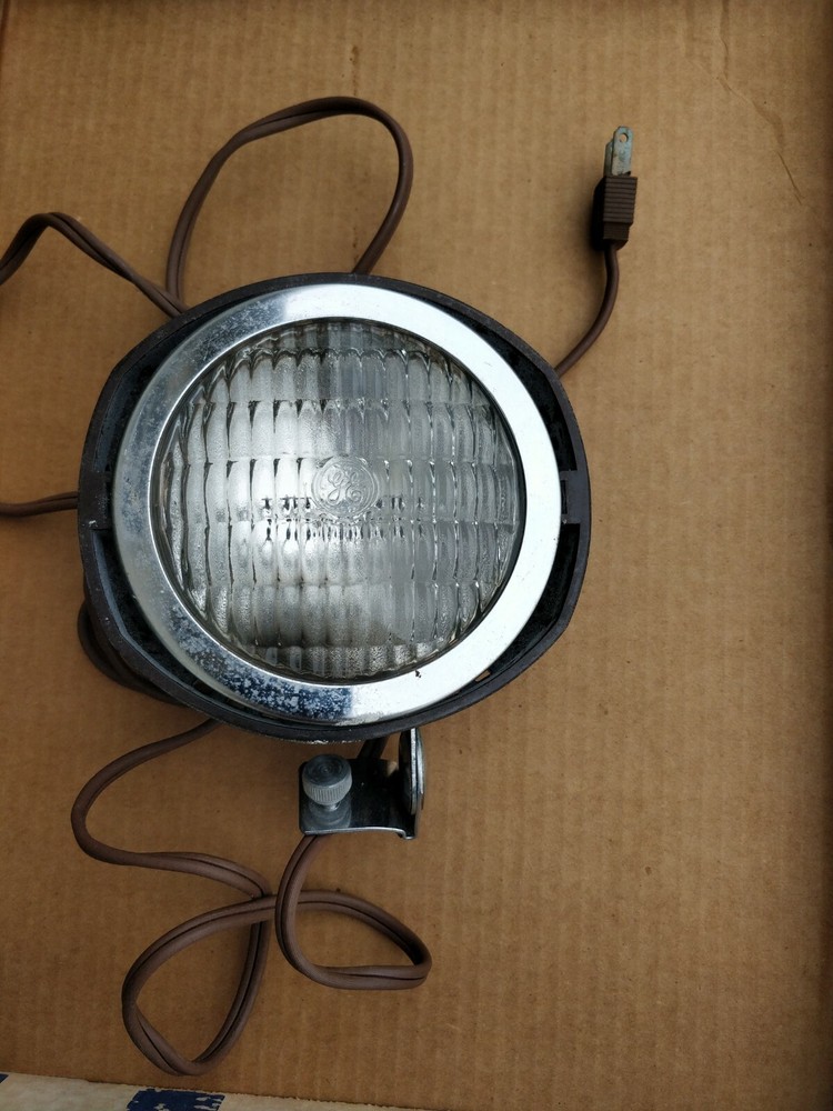Bell & Howell 650W Floodlight for camera