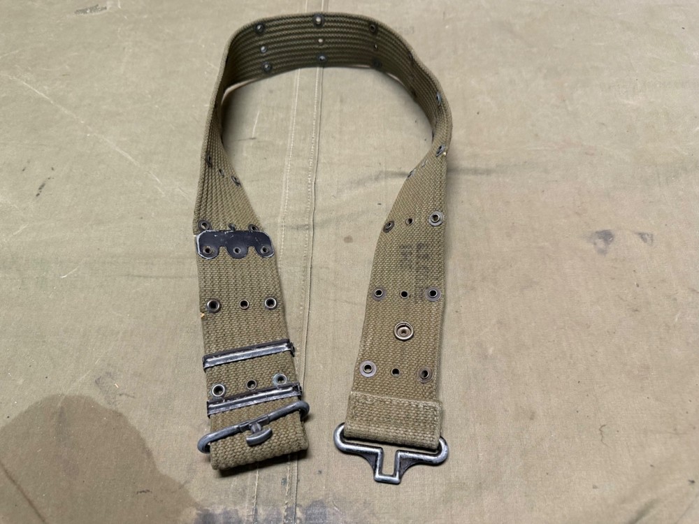 ORIGINAL WWII US ARMY M1942 PISTOL AMMO EQUIPMENT FIELD BELT-OD#7, DATED:1945