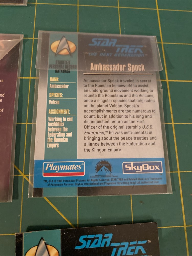 7 Star Trek Collector Cards