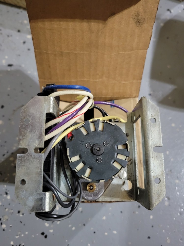 Cramer Furnace Timer 115/60 WD1587 Model 472A-E