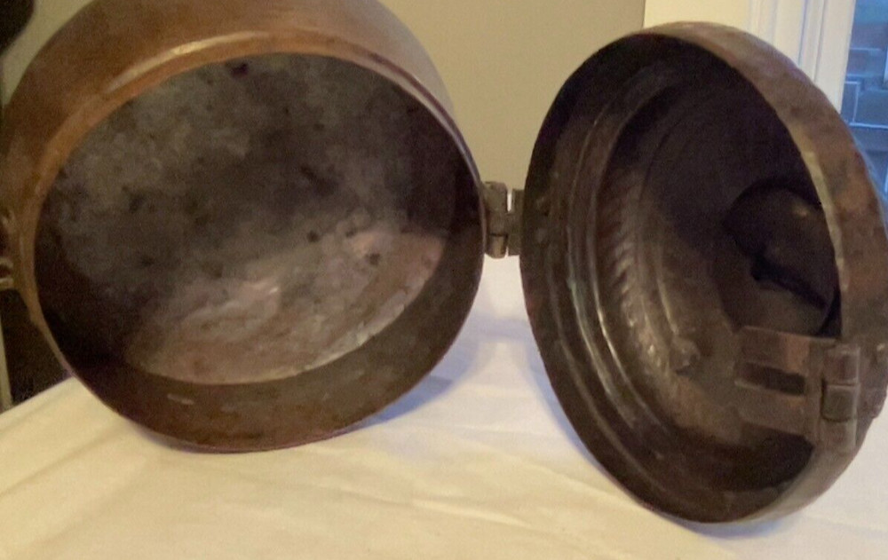 Vintage Signed Copper Hammered Chapatti Bread Box