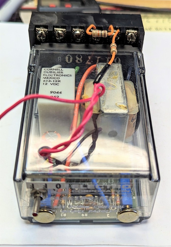 Electro-Mike PAC 025A Control Relay WORKING PULL WITH SOCKET [OF31]