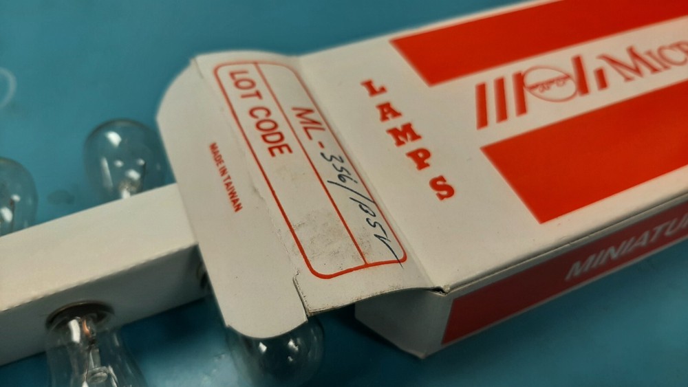 ( 10 PER BOX ) ML-356/135V MICRO LAMPS