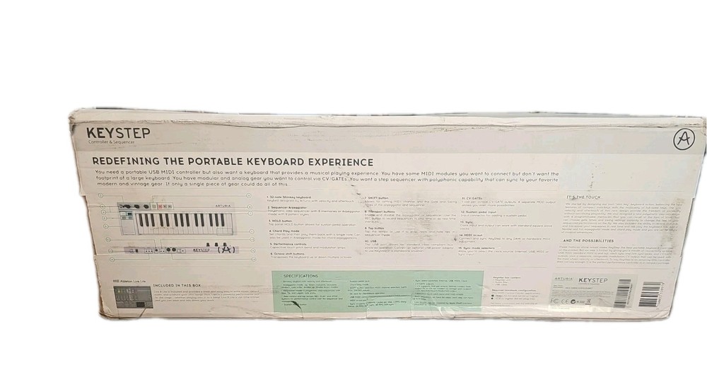 Arturia KeyStep 32-Key MIDI Controller with Damage box No Power Supply.