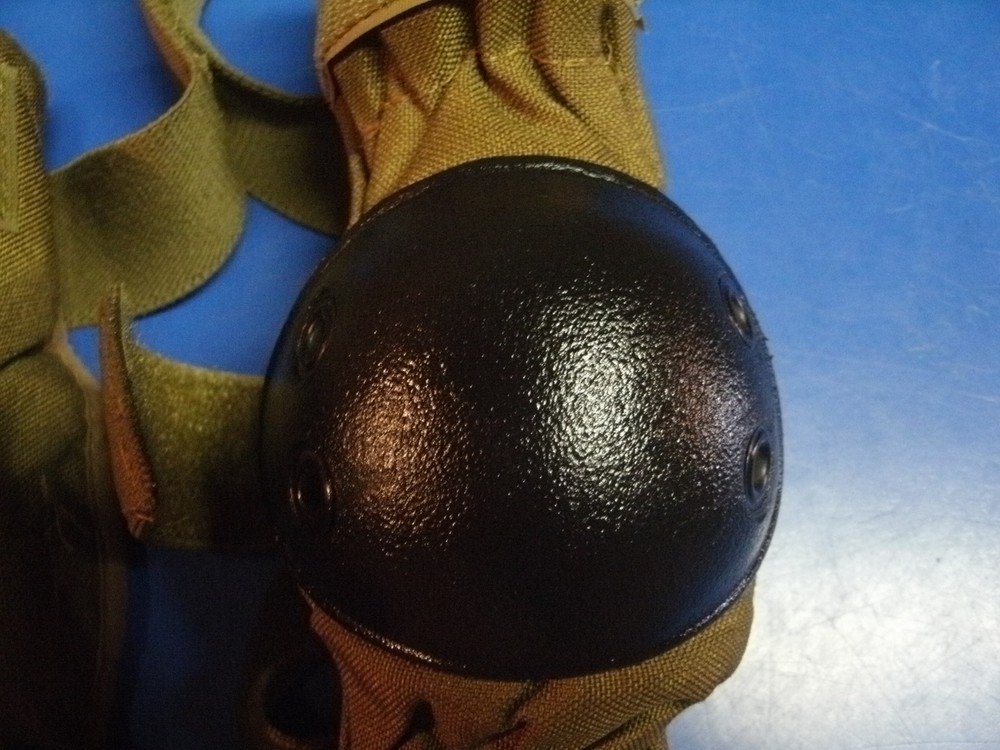 COYOTE BIJAN'S ELBOW PADS LARGE