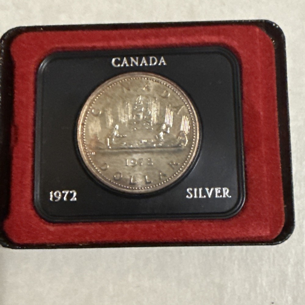 1972 Canada One Dollar Silver In Original Packaging