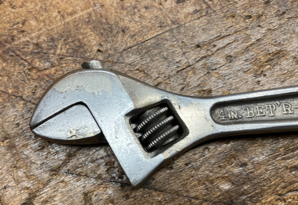 Danielson Bet'r Grip Adjustable Wrenches 6" & 4"