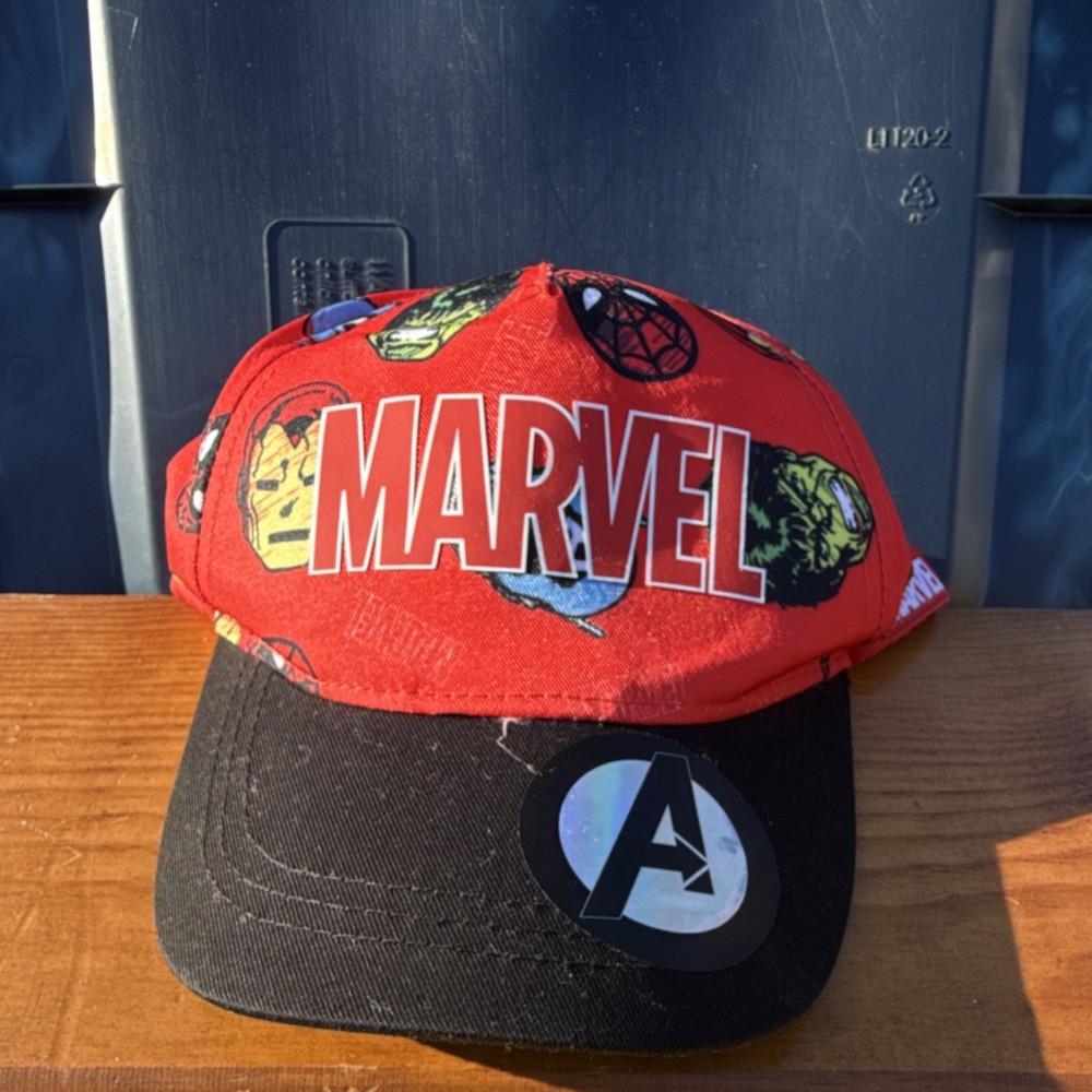 Marvel Snapback Hat Iron Man Hulk Spider-Man Captain America Comic Book