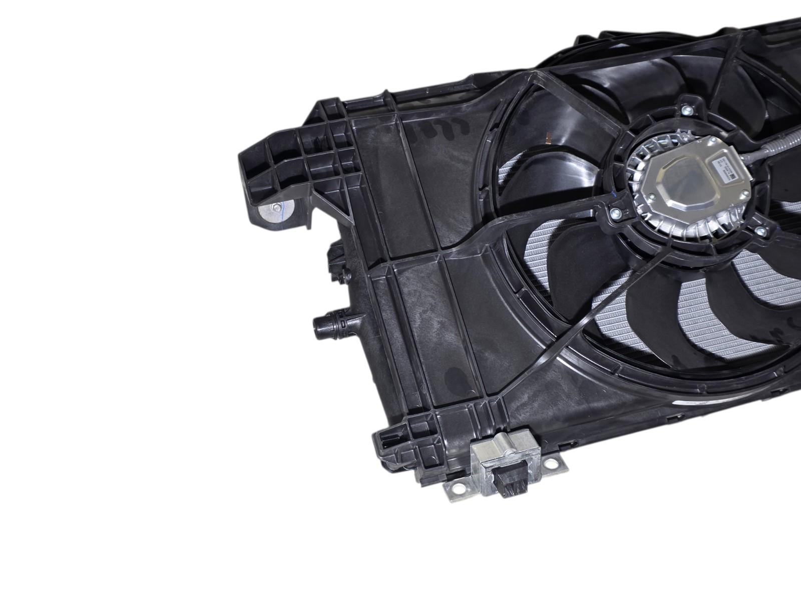 1494175-00-A Tesla Model 3 Model Y Radiator Cooling Fan Shroud Assembly OEM