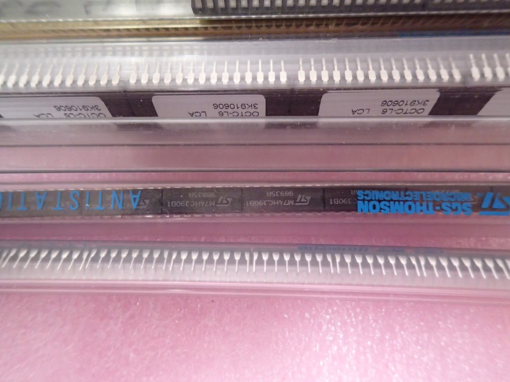 4.4 LBS ASSORTED INTEGRATED CIRCUITS / IC'S VARIOUS MANUFACTURERS