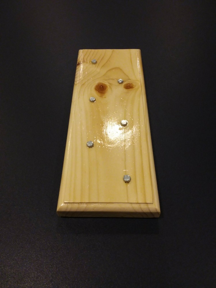 KNIFE DISPLAY STAND, SOLID NORTHERN WHITE PINE.