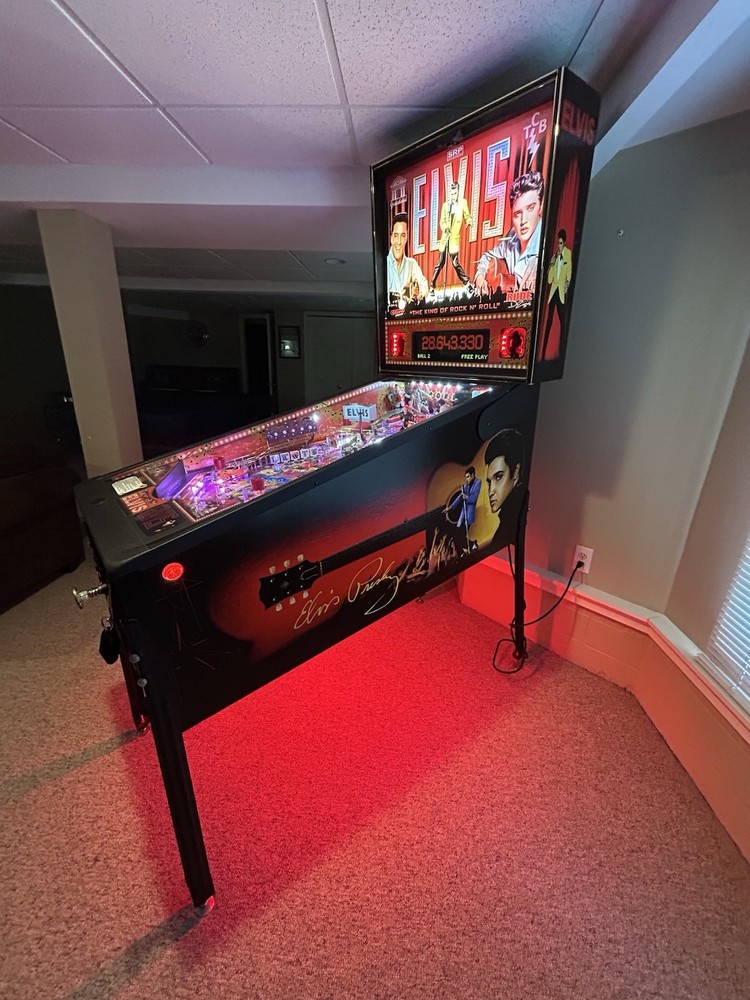 Elvis Pinball Machine by Stern