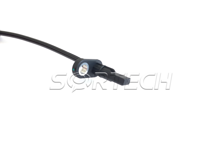 Front L/R ABS Speed Sensor for Mercedes 2465402510 W246 CLA250 GLA250 GLA45 AMG