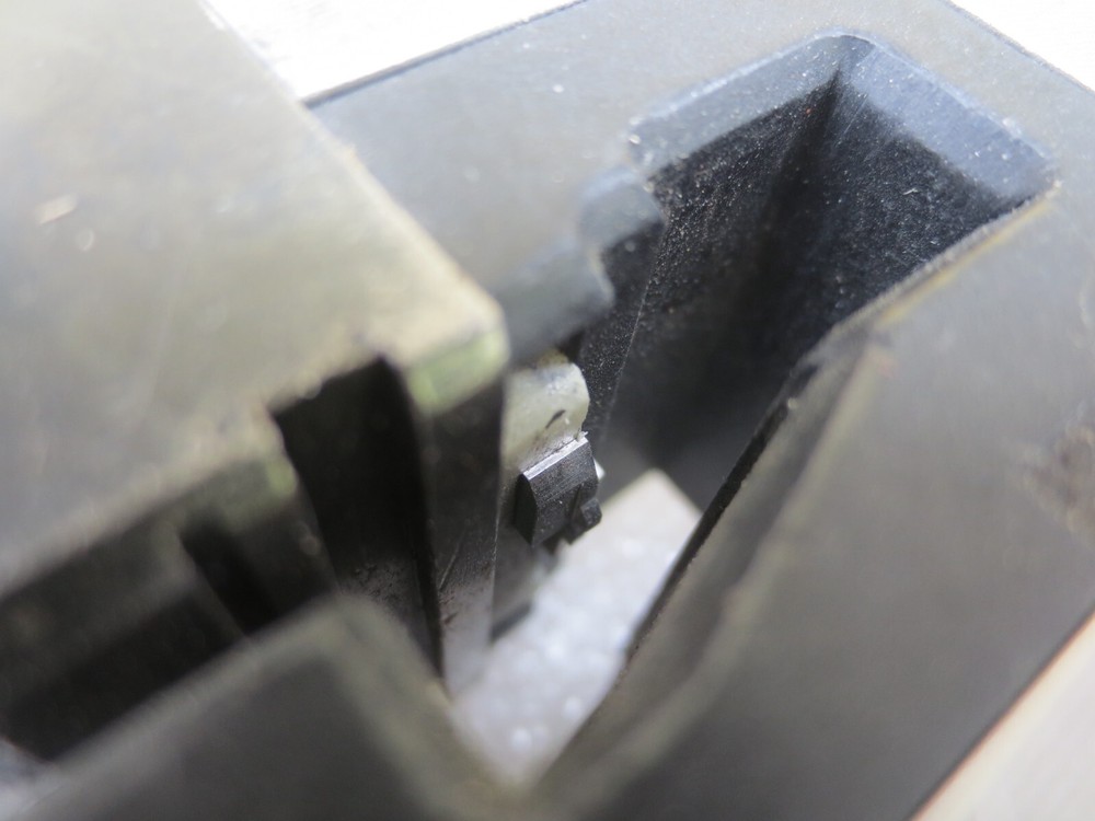 AMP 58259-1 MTE Terminating Crimp Head Assembly