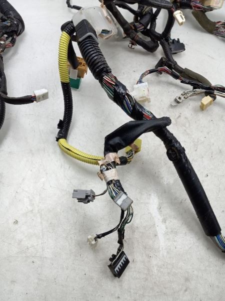06 TOYOTA SEQUOIA DASH WIRE HARNESS