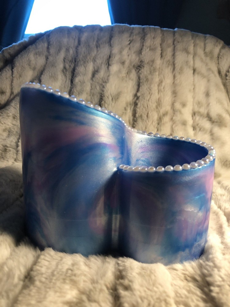 Pencil holder￼