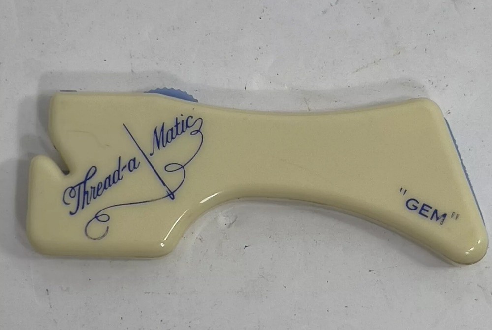VTG Thread-a Matic "GEM" Sewing Automatic Needle Threader In Box