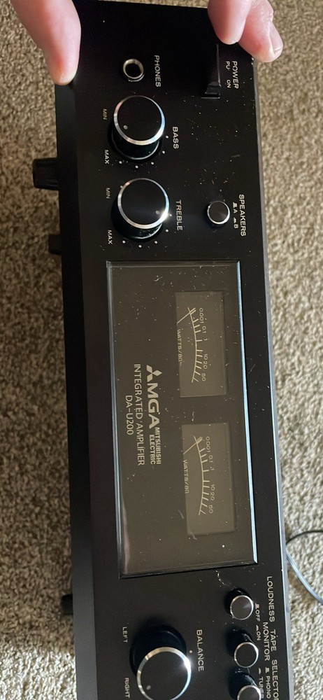 Vintage Mitsubishi Amplifier DA-U200 – Powers On – Untested